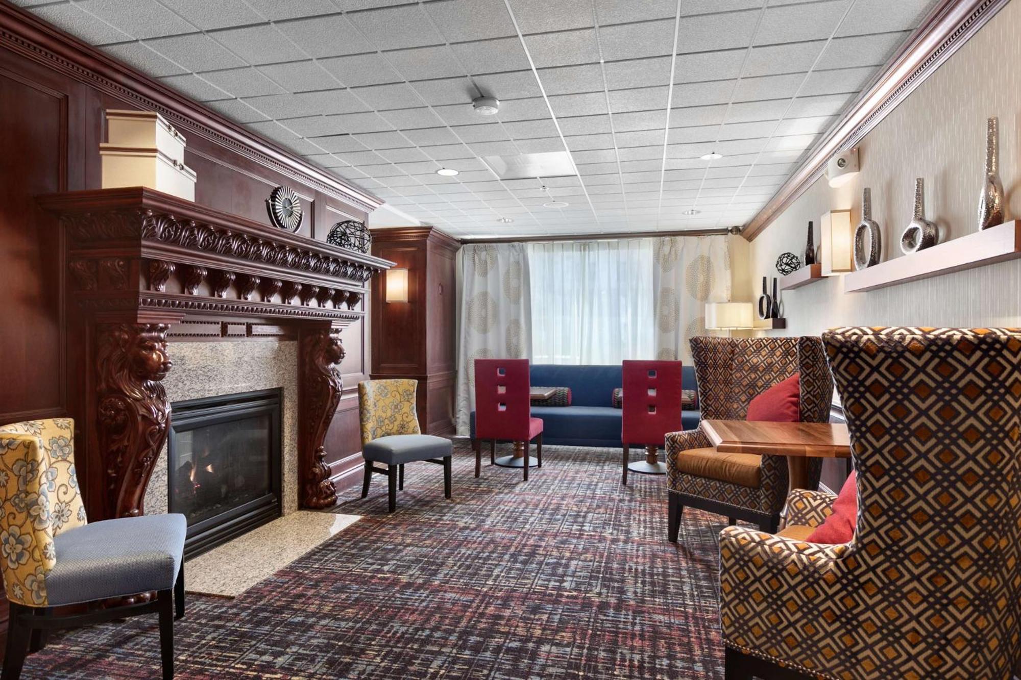 Hampton Inn & Suites Cleveland-Beachwood Exteriér fotografie